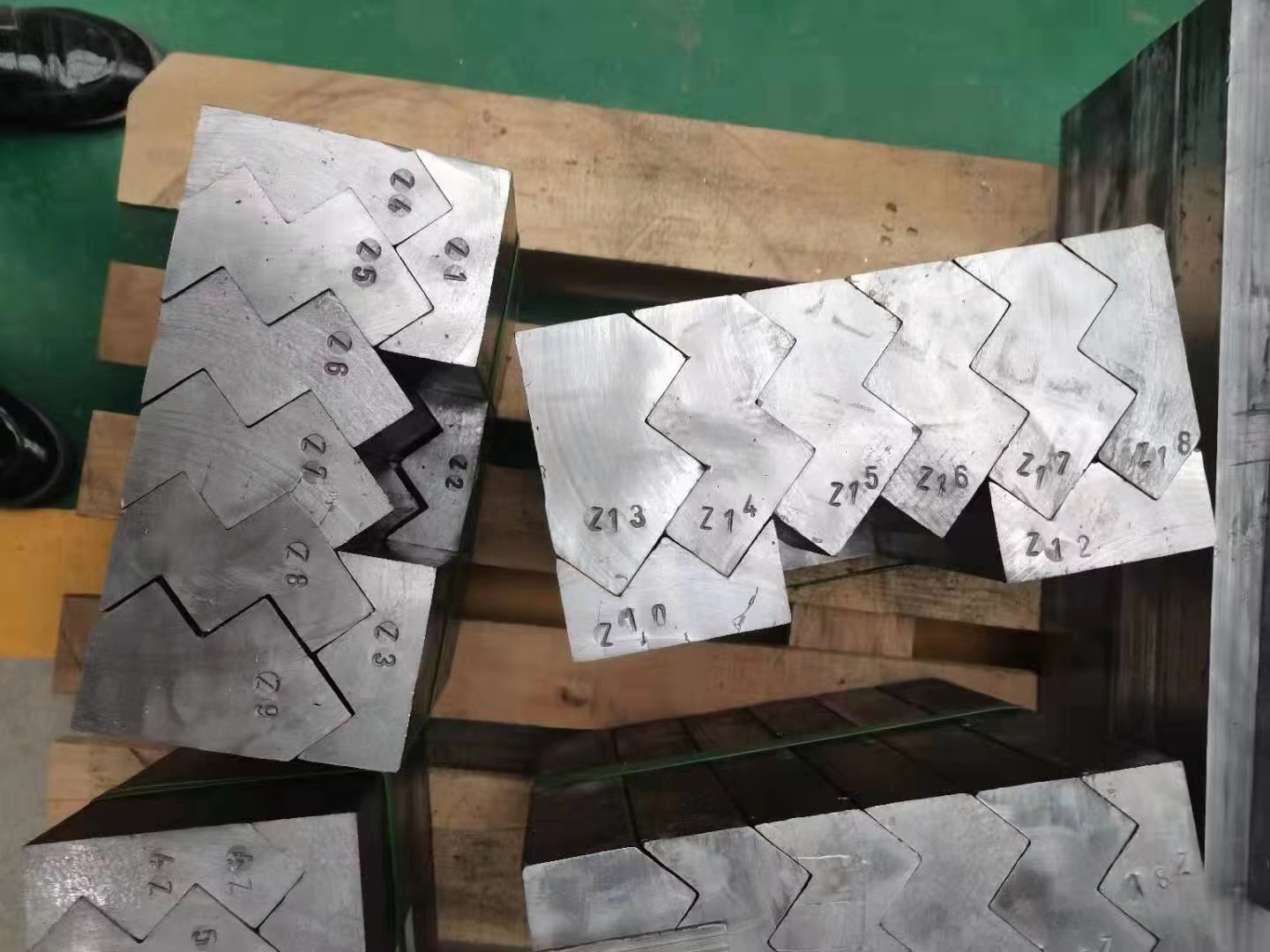 虹口工业配重铅块